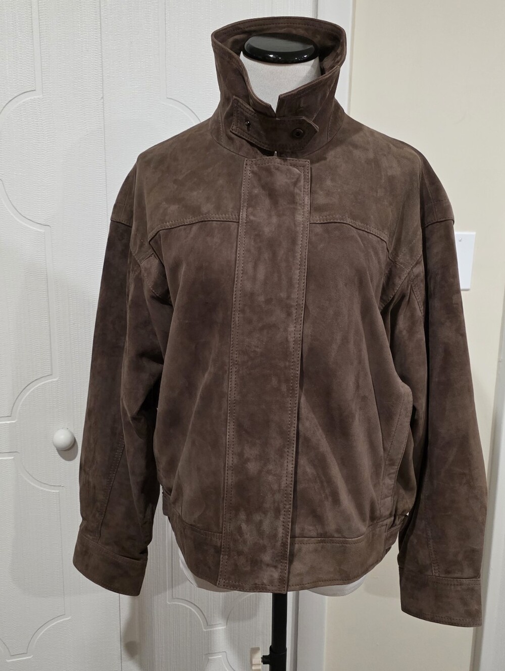 Reiss Cooper Suede Relaxed Fit Jacket 4 $895 - Picture 12 of 15